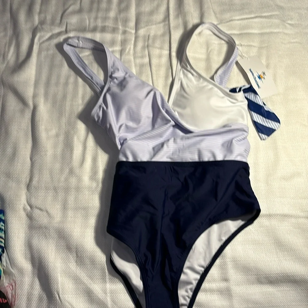 Beachsissi Women’s 1 Piece Swimsuit Wrap Color Block Tie Side Bathing Suit Sz L